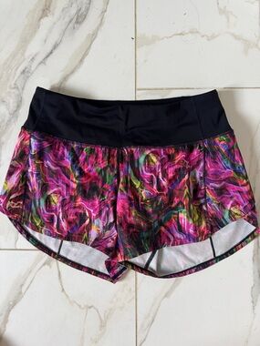 Lululemon Women's Black Waist speed up Floral-Print Active Shorts